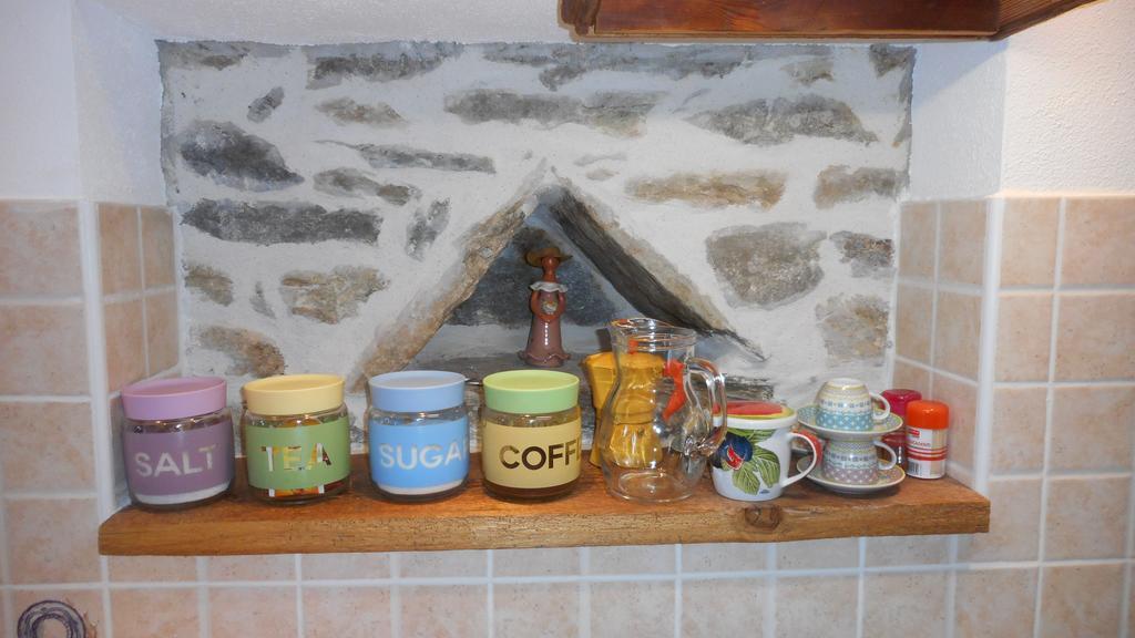 Apartamento La Luge Saint-Christophe Habitación foto